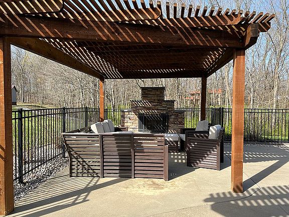 Pergola and fireplace 