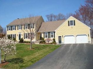 84 Fairhaven Rd, Cumberland, RI 02864