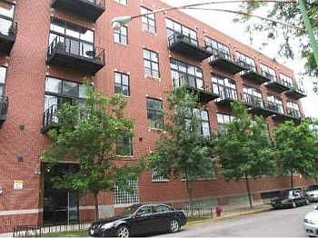 1st image of 1934 N Washtenaw Ave APT 416