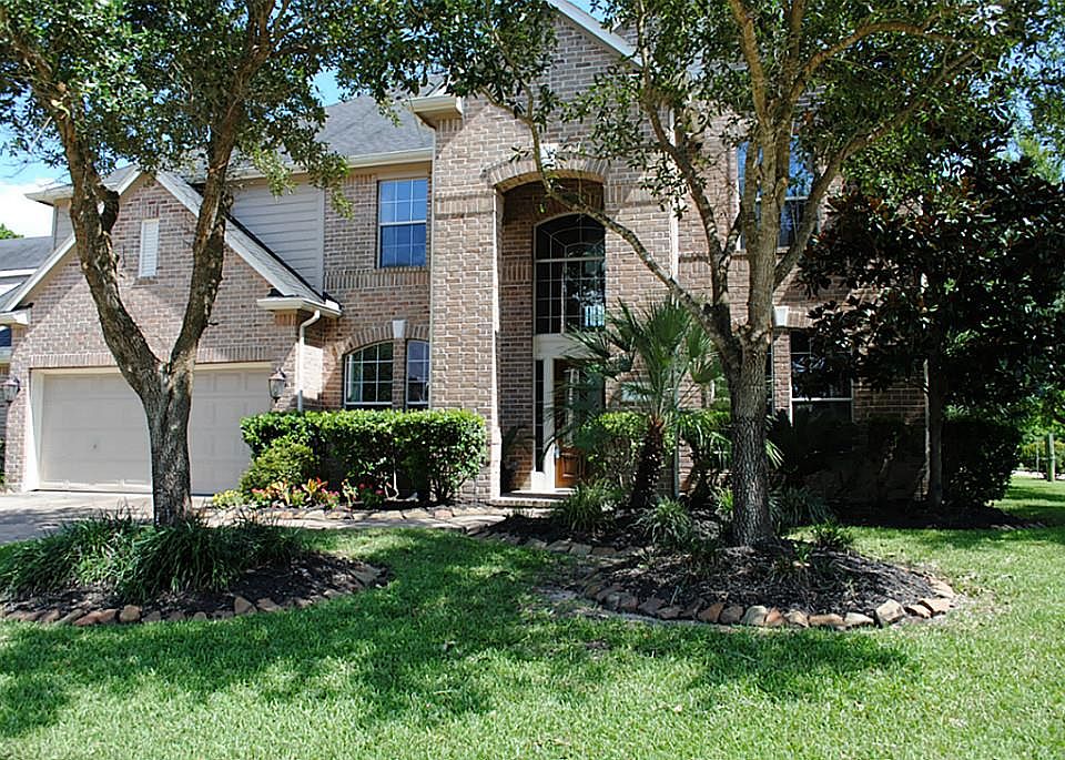 1st image of 16015 Snowny Hills Dr