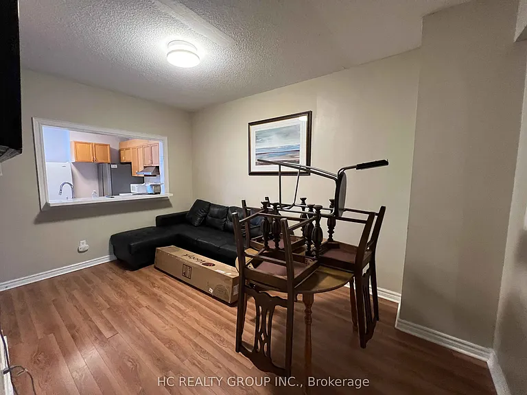 1570 Richmond St #27 — Photo 4