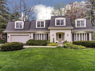 1530 E Kensington Rd, Arlington Heights, IL 60004