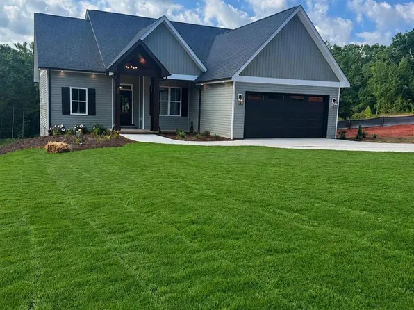 206 Coker Rd, Greenwood, SC 29649