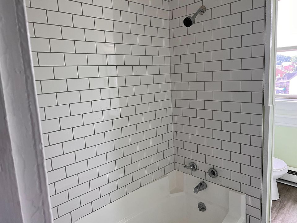 1st image of 104 Schuylkill Ave APT 11
