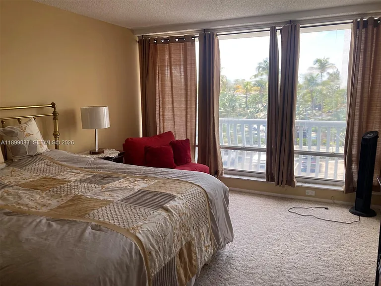 4020 Galt Ocean Dr #203 — Photo 14