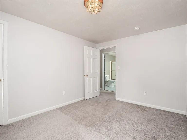 90A Loxwood St — Photo 21