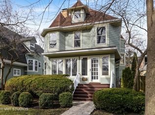 928 Sheridan Rd, Evanston, IL 60202