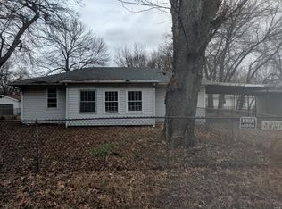 8307 College St, Collinsville, IL 62234