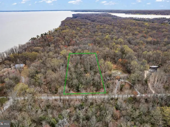 Waller Point Dr, Stafford, VA 22554