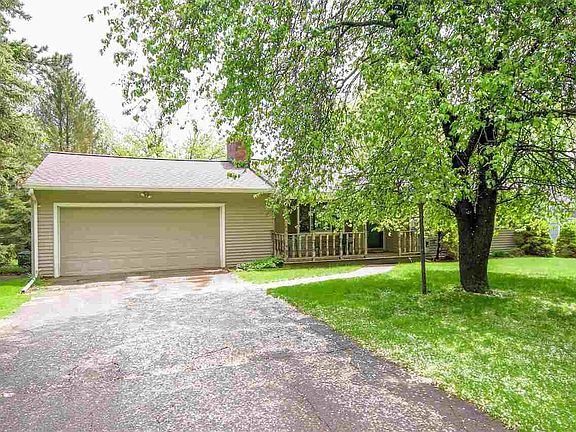 3rd image of 236 Lake Hills Dr