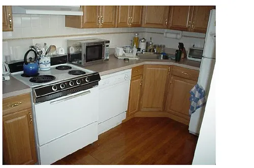 21 Gibbs St #2 Photo 1