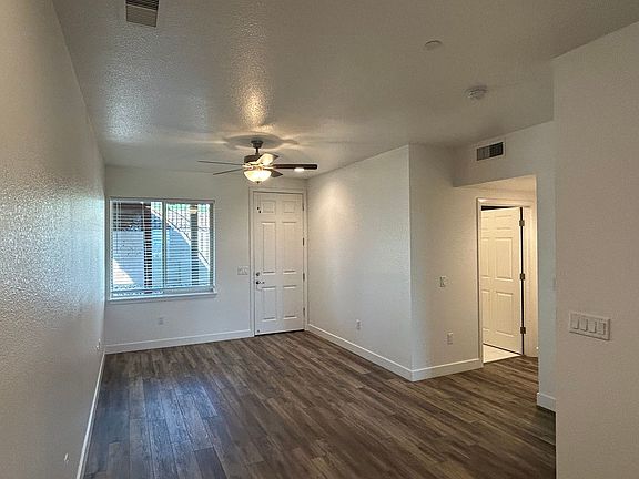 3rd image of 1060 Buschmann Rd #46