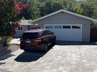 411 Springfield Pl, Moraga, CA 94556