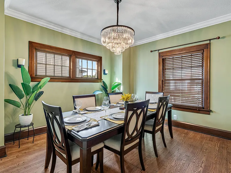 1818 Frazer Ave NW — Photo 5