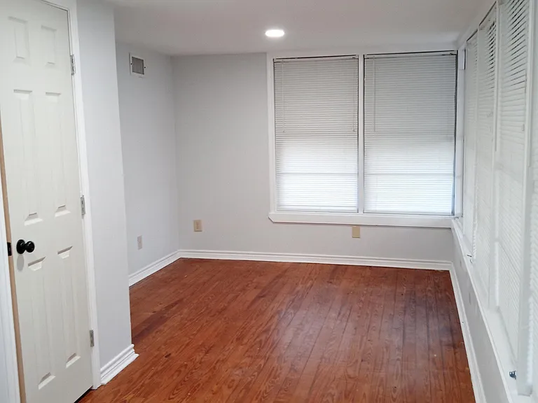 503 22nd St — Photo 2