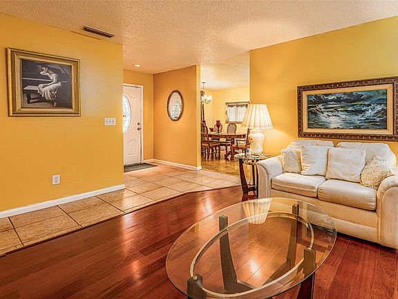 5th image of 2903 Silver Ridge Dr