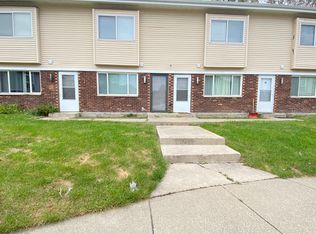 5886 Creekview Ct E APT B, Portage, IN 46368