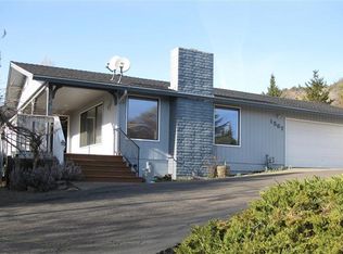 1567 Highcrest Dr, Medford, OR 97504