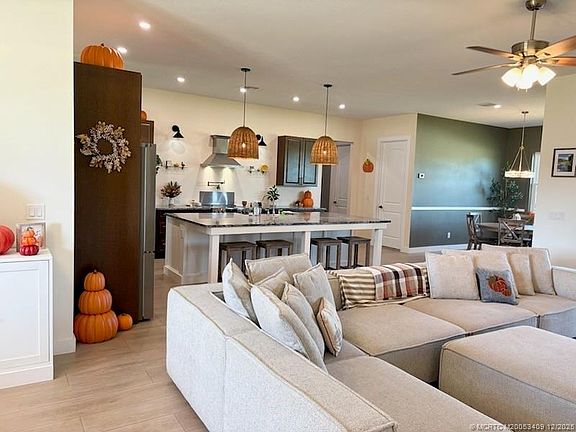 30th image of this home