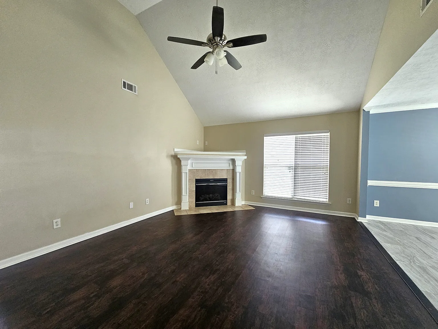Michelle Court 770 - 1 — Photo 3