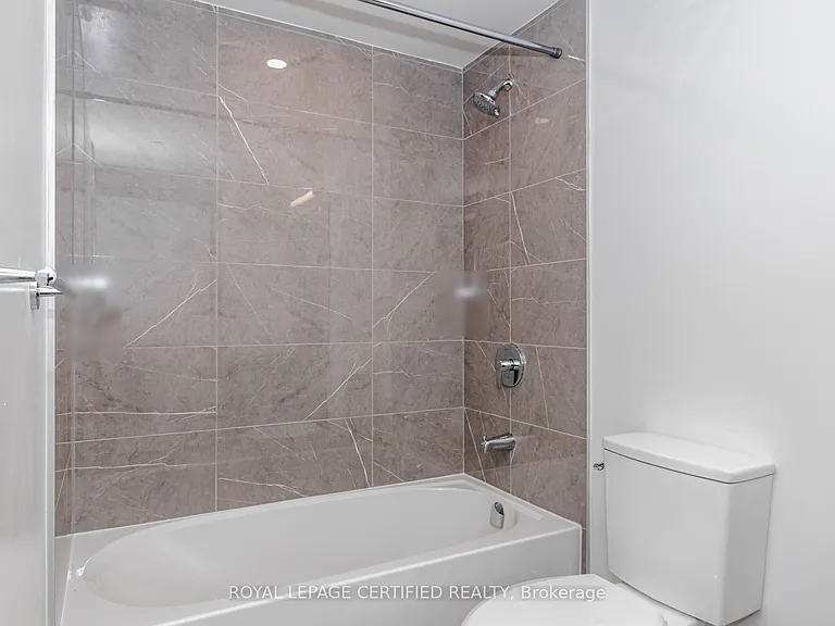4010 Eglinton Ave W #217 — Photo 30