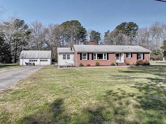 4th image of 407 Ilex Dr