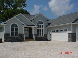 34743 Island View Ln #1, Emmetsburg, IA 50536