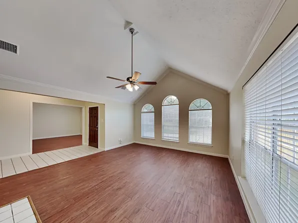 12359 Sterling Oak Dr, Humble, TX 77346