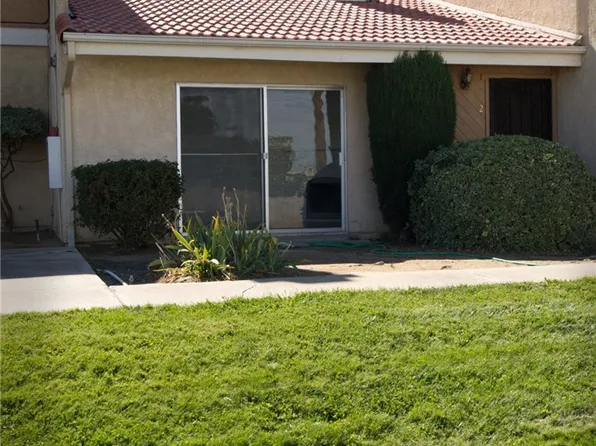 16465 Green Tree Blvd, Victorville, CA 92395