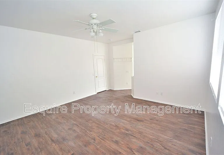2861 Golf Villa Way — Photo 17