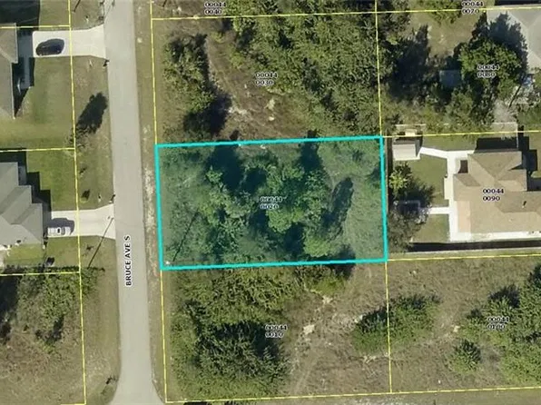 57 Bruce Ave S, Lehigh Acres, FL 33976