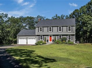 498 Granite Rd, Guilford, CT 06437