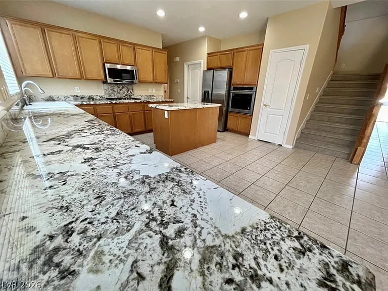2722 La Porte Ct — Photo 6