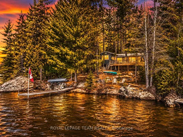 218 Diamond Lake Rd, Madawaska Valley, ON K0J 2E0
