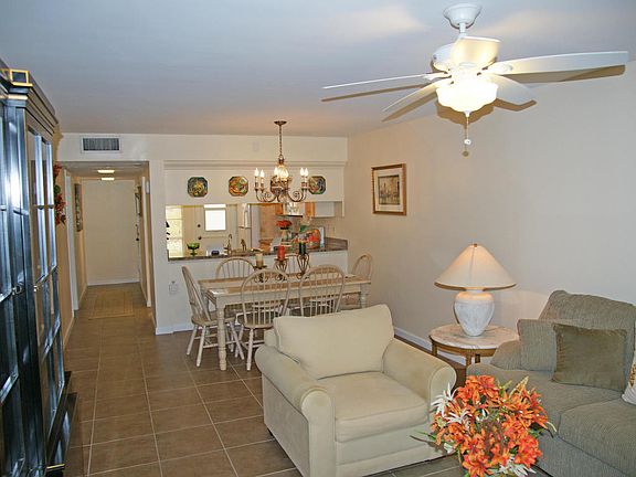 2nd image of 1210 Bahama Bnd APT H1