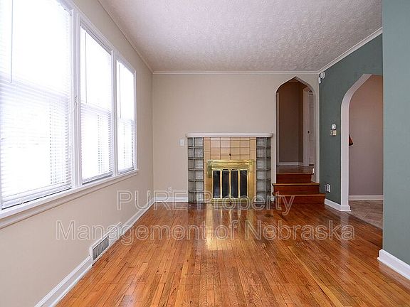 2nd image of 6147 Lafayette Ave