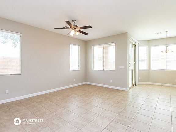 4th image of 5035 E Sunstone Dr