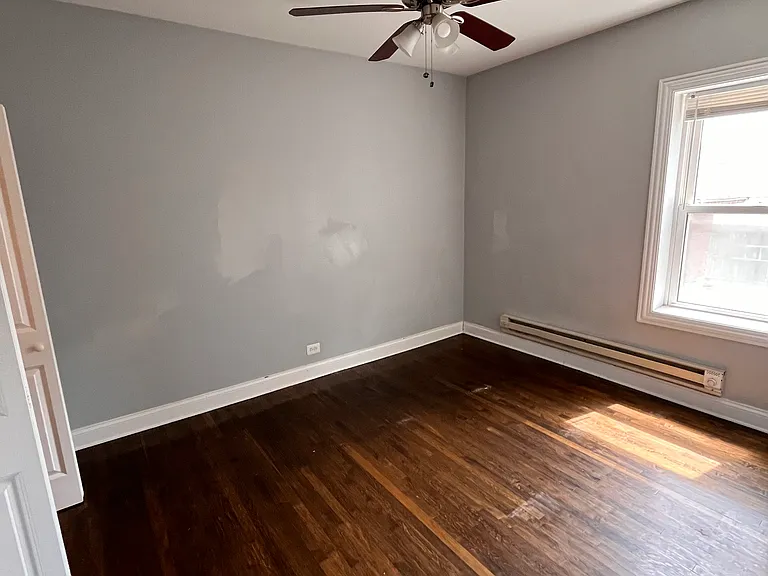 5353 W Belle Plaine Ave #1E — Photo 11