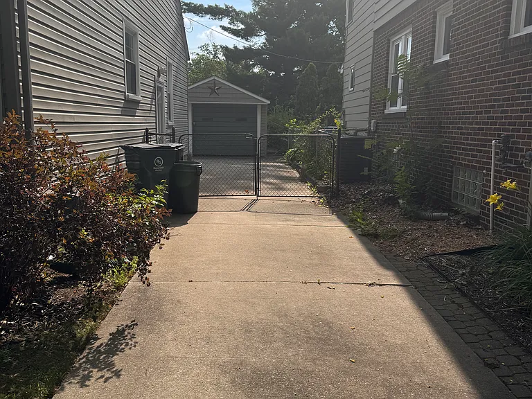 214 N Connecticut Ave — Photo 43