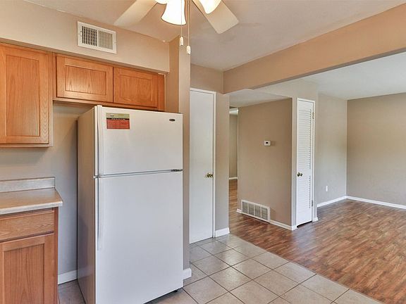 3rd image of 475 S Holmes Ave APT E