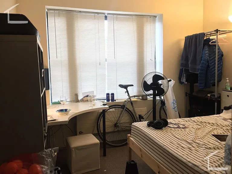 822 Beacon St #3 — Photo 6