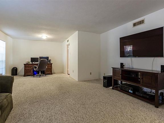 3rd image of 1216 Middle Cove Dr