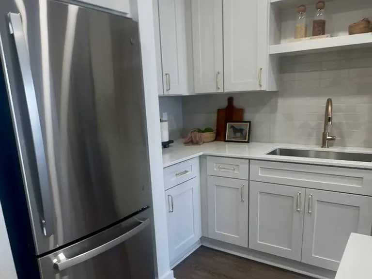 1722 Nuccio Pkwy — Photo 15