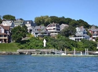 62 Highland Ave, Hull, MA 02045