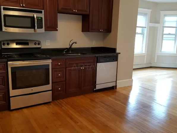 45 Franklin St, Somerville, MA