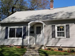 18 Oakwood Ave, Auburn, MA 01501