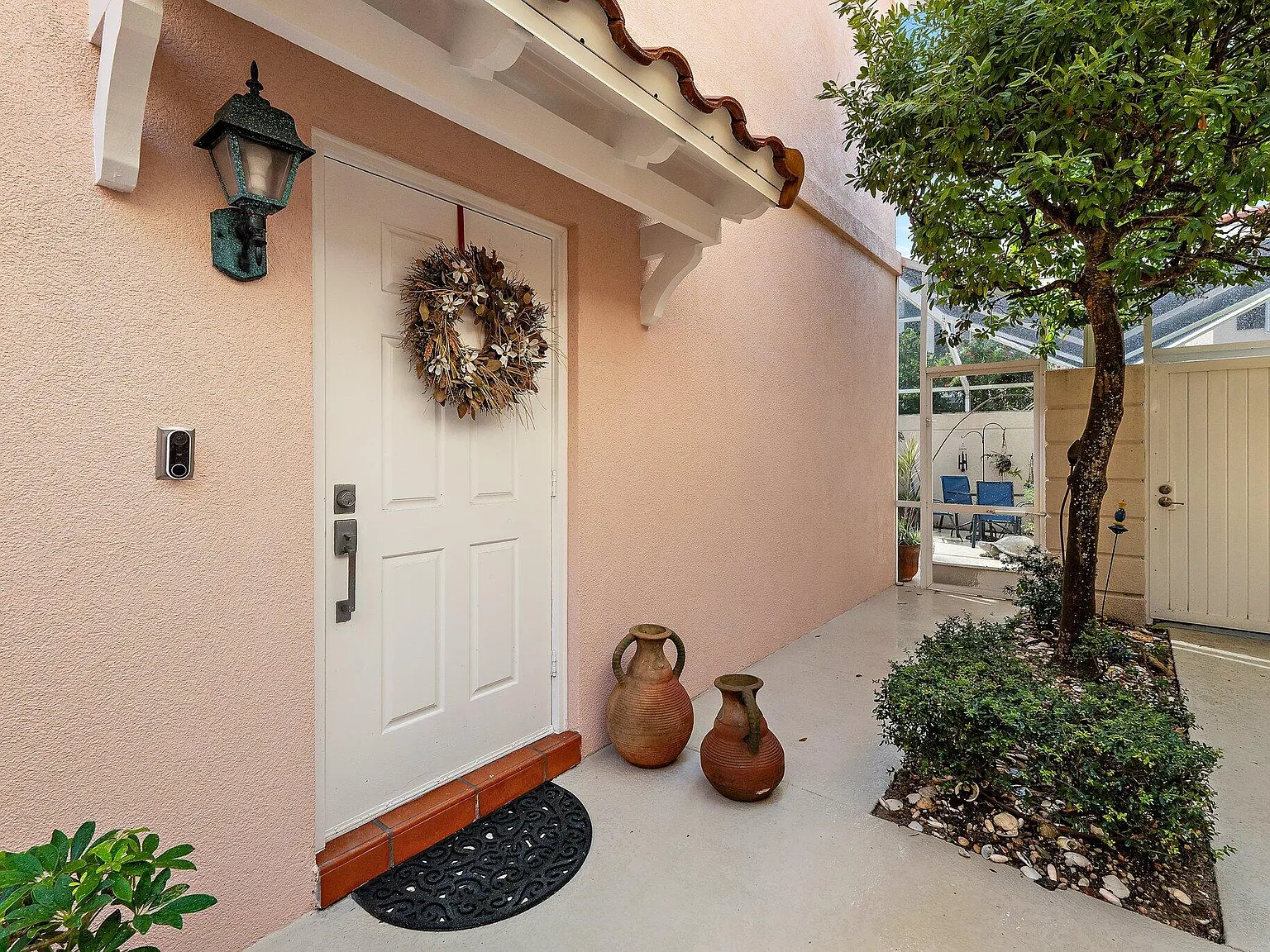 3 bed, 2.5 bath, 1298 sqft, $3,250 — Photo 4