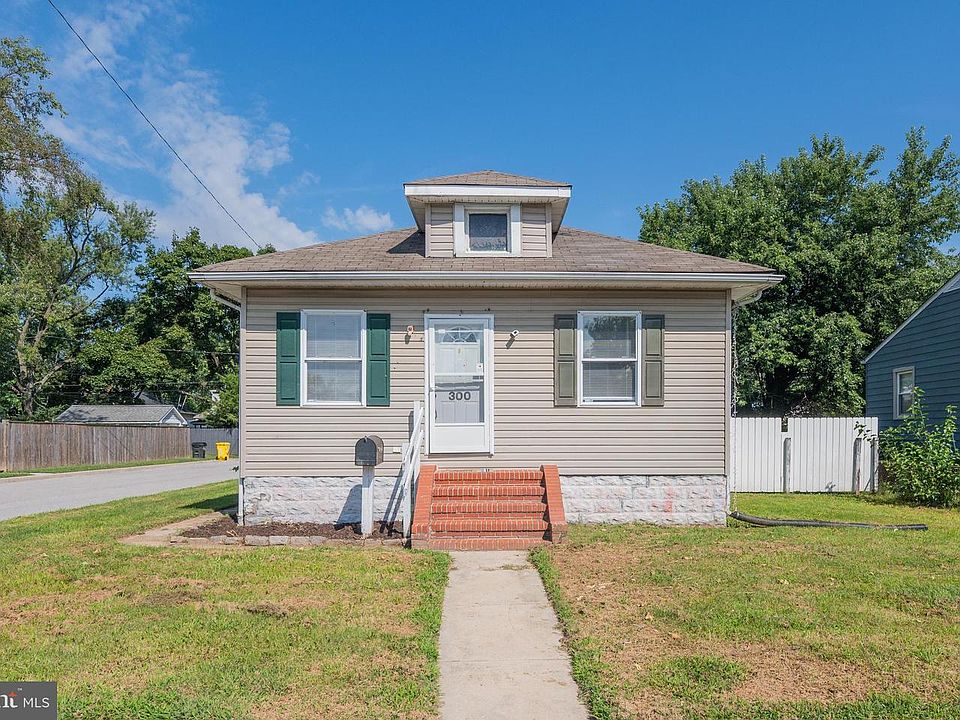 1st image of 300 Doris Ave