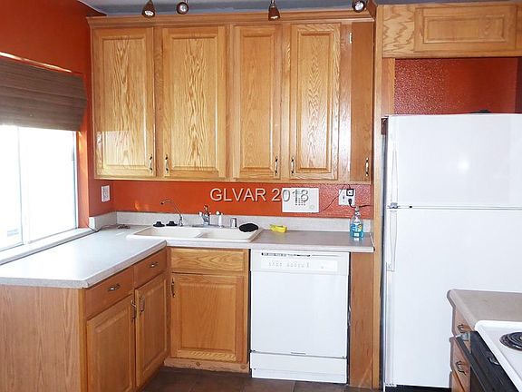 4th image of 3741 Casey Dr