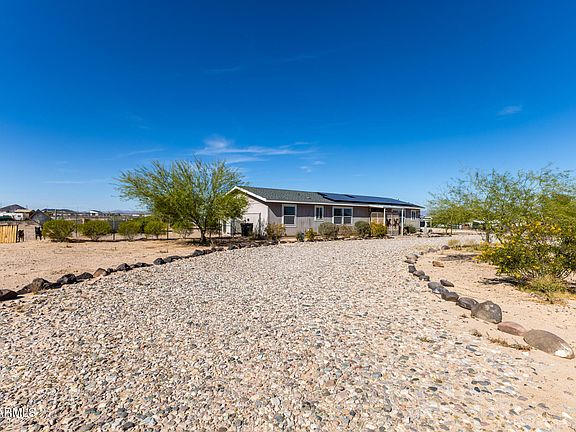 3rd image of 35302 W STEINWAY Drive
